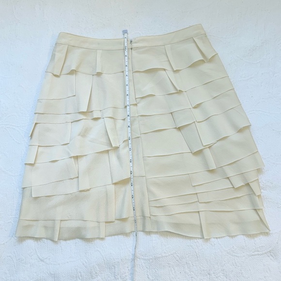Forever 21 Cream Ruffle Mini Skirt Size L Y2K - Picture 4 of 15